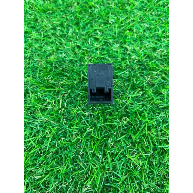 Кнопка стеклоподъемника (электрика / кнопки) Volkswagen Touareg II NF 2013 3.0 TDI 7L6959855C3X1