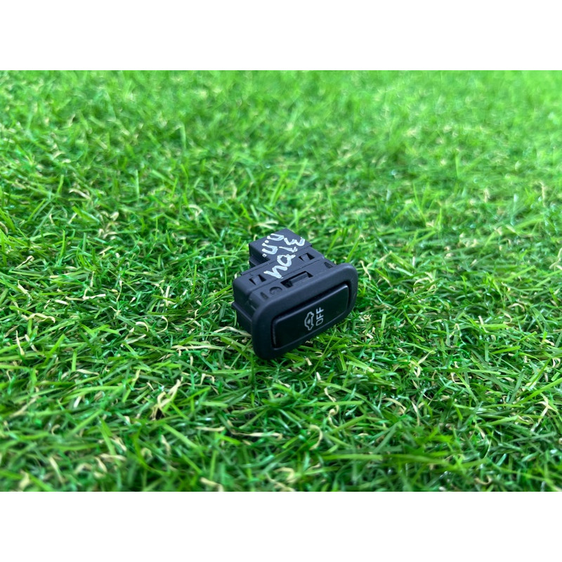 Кнопка отключения сигнализации (электрика / кнопки) Volkswagen Touareg II NF 2013 3.0 TDI 7P6962109