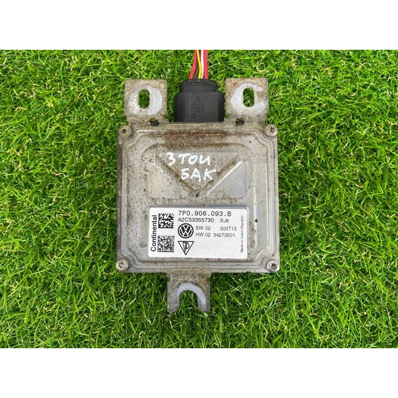 Блок управления топливным насосом (электрика / блоки управления) Volkswagen Touareg II NF 2013 3.0 TDI 7P0906093B