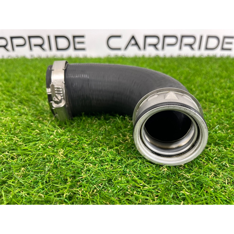 Патрубок интеркулера (двигатель и элементы) Volkswagen Touareg II NF 2013 3.0 TDI 7P0145708A