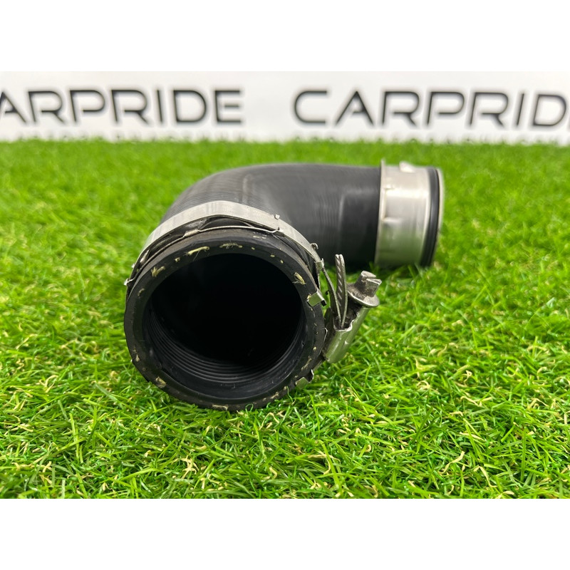 Патрубок интеркулера (двигатель и элементы) Volkswagen Touareg II NF 2013 3.0 TDI 7P0145708A