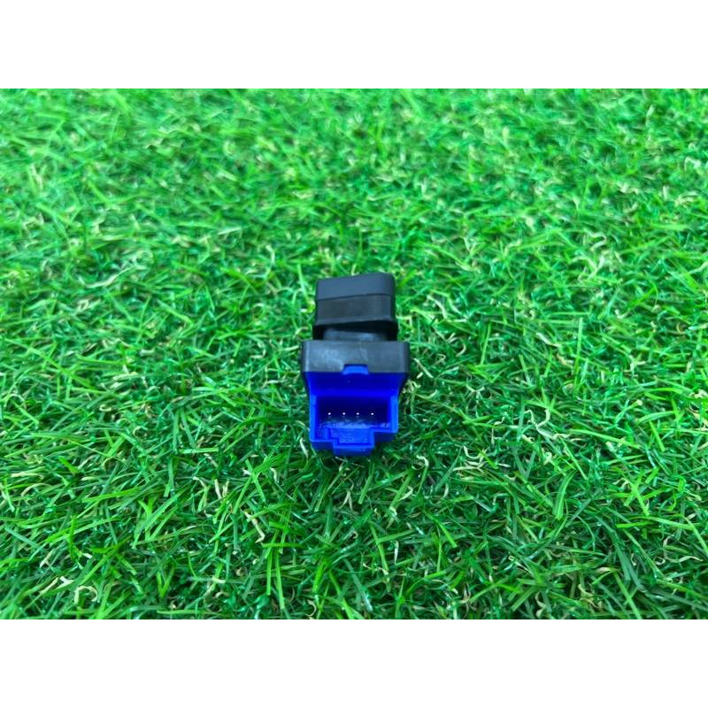 Кнопка блокировки центрального замка (электрика / кнопки) Volkswagen Touareg II NF 2013 3.0 TDI 7P6962126A