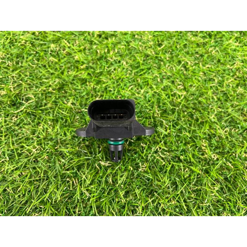 Датчик давления вакуумного усилителя (электрика / датчики) AUDI A6 C7 2011 2.0 tdi 036906051G