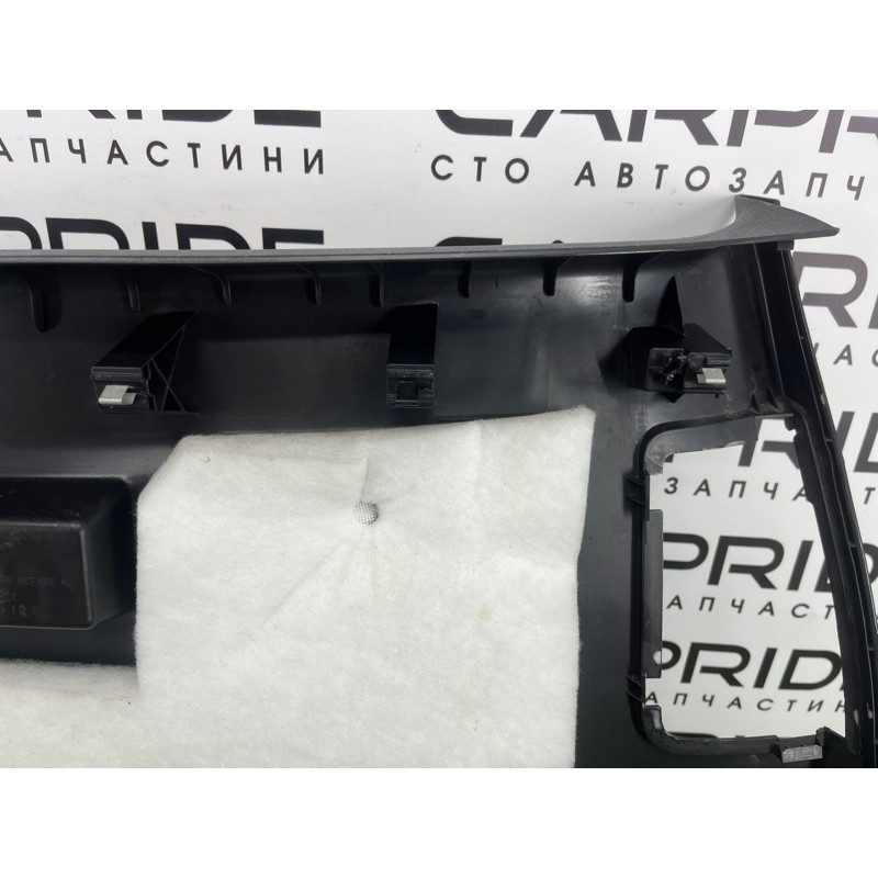 Обшивка крышки багажника (салон) Volkswagen Touareg II NF 2013 3.0 TDI 7P6867601C82V