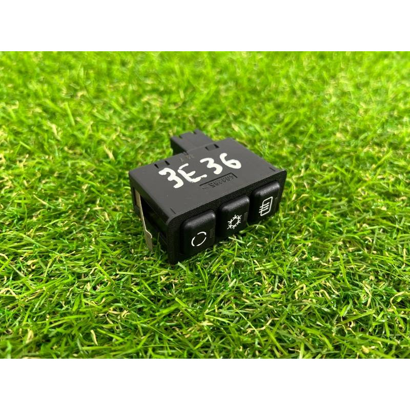 Блок кнопок (электрика / кнопки) BMW 3-series E36 1996 M43b16 61318371020