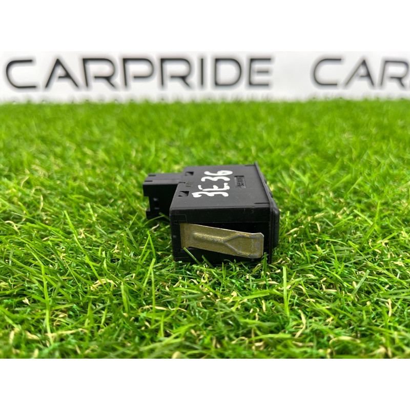 Блок кнопок (электрика / кнопки) BMW 3-series E36 1996 M43b16 61318371020