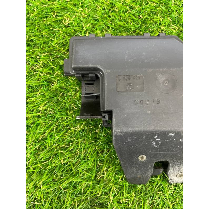 Замок багажника (кузов і елементи) BMW 3-series E46 51248196401