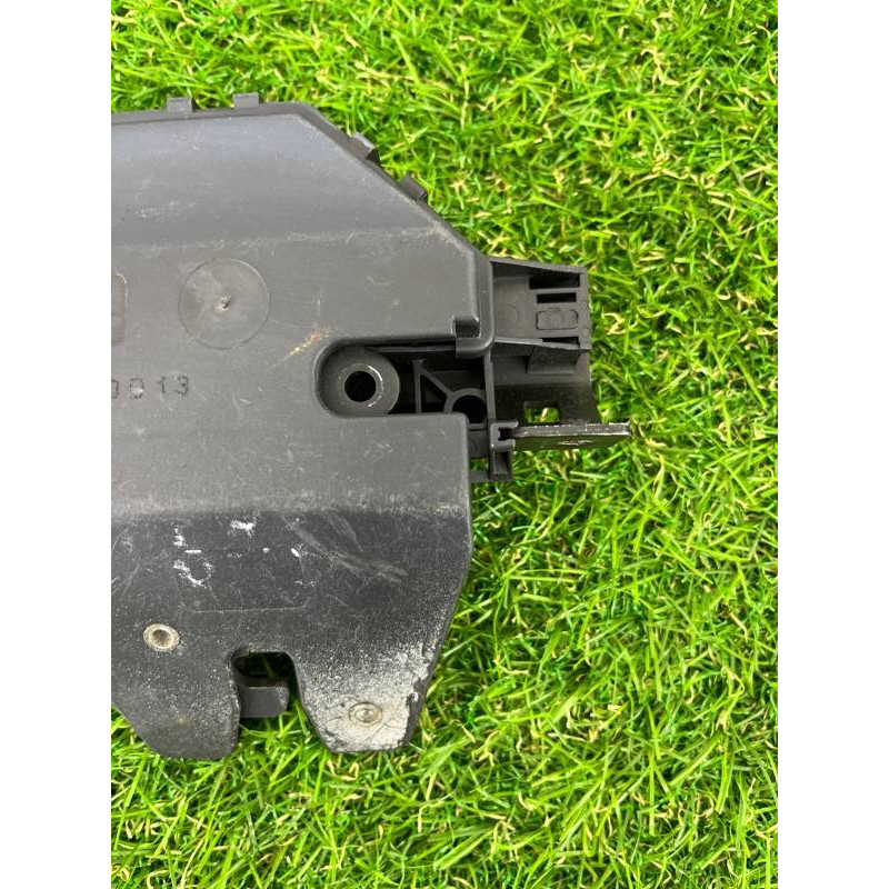 Замок багажника (кузов і елементи) BMW 3-series E46 51248196401