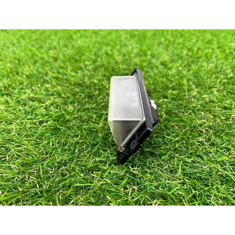 Плафон подсветки номера (оптика) Mitsubishi Galant 8 2.4GDI MR296650