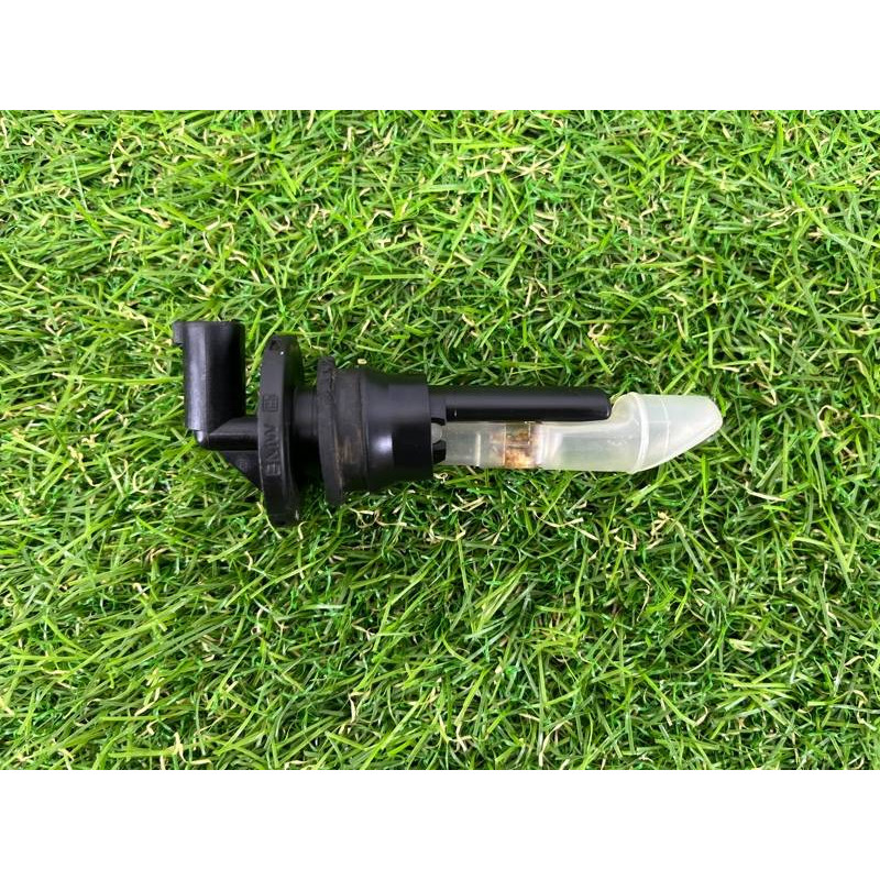 Датчик уровня жидкости (электрика / датчики) BMW 7-series E38 61318360459