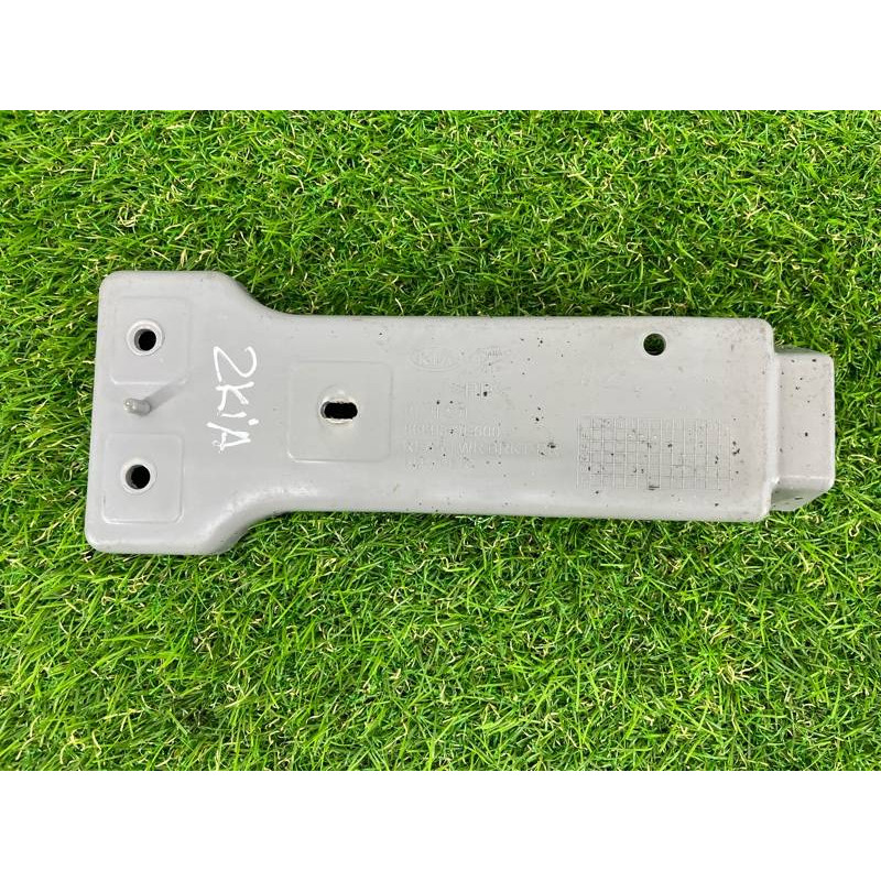 Крепление бампера (кузов и элементы) KIA Sorento BL 2007 2.5 CRDI 866933E500