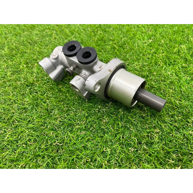 Главный тормозной цилиндр (тормозная система) BMW 3-series E46