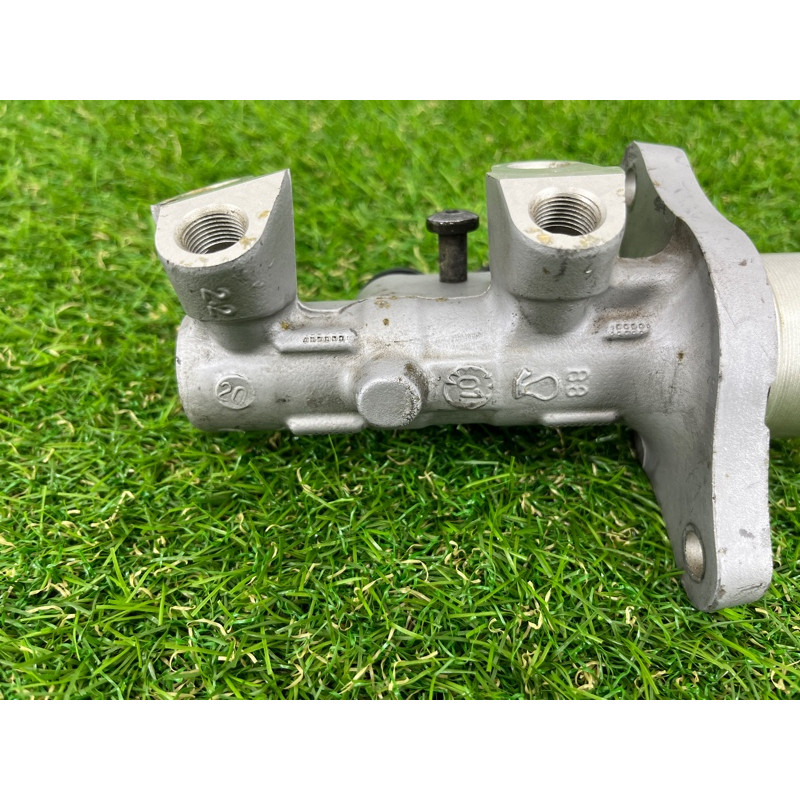 Главный тормозной цилиндр (тормозная система) BMW 3-series E46