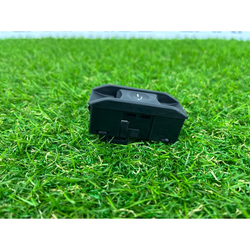 Кнопка сдвижной крышки люка (электрика / кнопки) BMW 7-series E38 1996 M60B40 61318352182