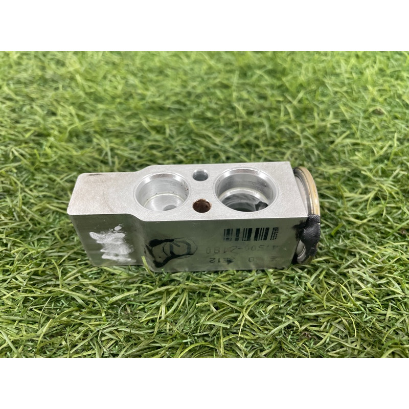 Клапан испарителя кондиционера (отопление и кондиционирование) Lexus RX XU30 2007 3.0 1MZ-FE 8851535020