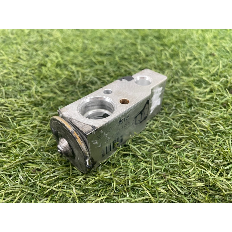 Клапан испарителя кондиционера (отопление и кондиционирование) Lexus RX XU30 2007 3.0 1MZ-FE 8851535020