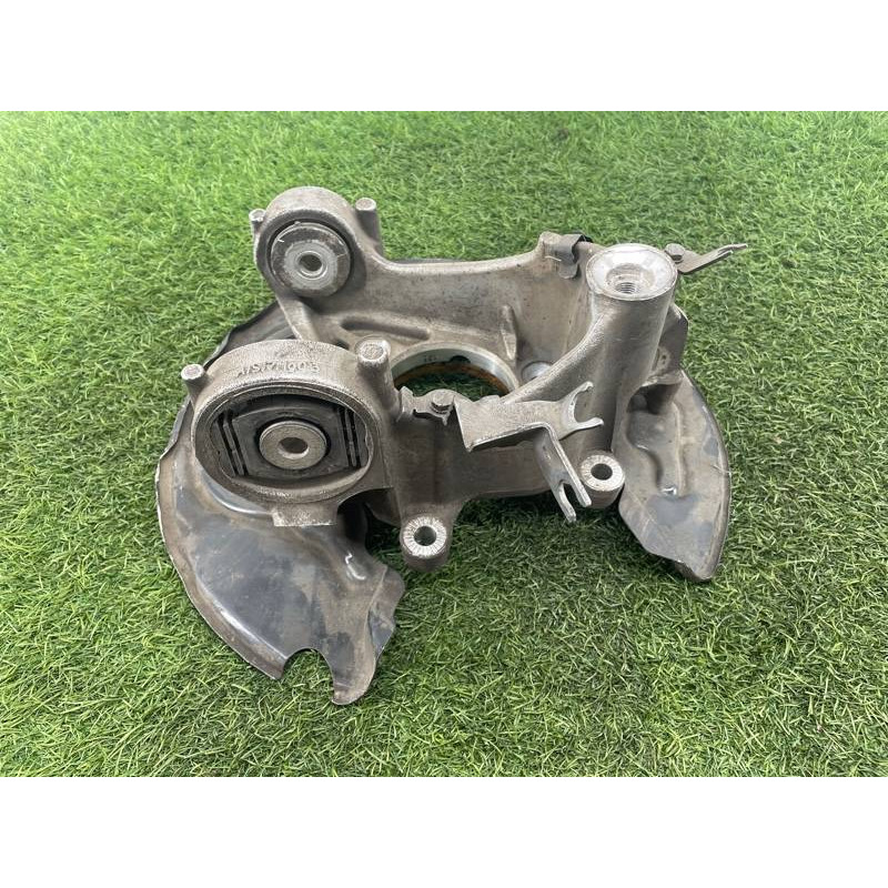 Цапфа подвески (подвеска) AUDI A8 D4 2011 4,2 4H0505431C