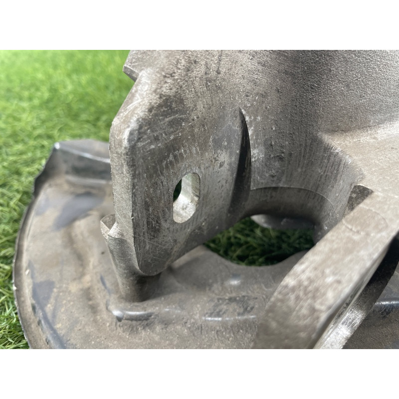 Цапфа подвески (подвеска) AUDI A8 D4 2011 4,2 4H0505431C