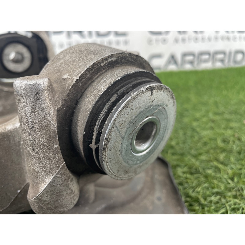 Цапфа подвески (подвеска) AUDI A8 D4 2011 4,2 4H0505431C