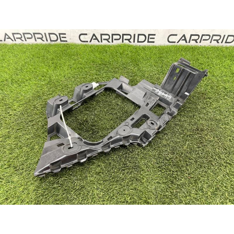 Крепление бампера (кузов и элементы) Volkswagen Touareg NF 2013 3.0 TDI CRCA 7p6807393a