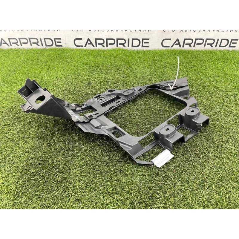 Крепление бампера (кузов и элементы) Volkswagen Touareg NF 2013 3.0 TDI CRCA 7p6807393a