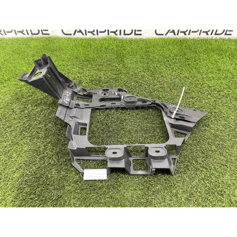 Крепление бампера (кузов и элементы) Volkswagen Touareg NF 2013 3.0 TDI CRCA 7p6807393a