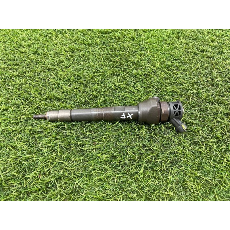 Форсунка топливная (топливная система) JAGUAR XE X760 AJ813377