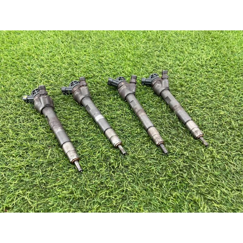 Форсунка топливная (топливная система) JAGUAR XE X760 AJ813377