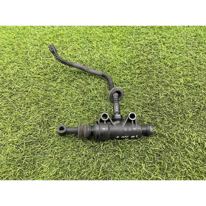 Главный цилиндр сцепления (трансмиссия) Mercedes-Benz C-class W203 1.8 M111.951 A2032900212