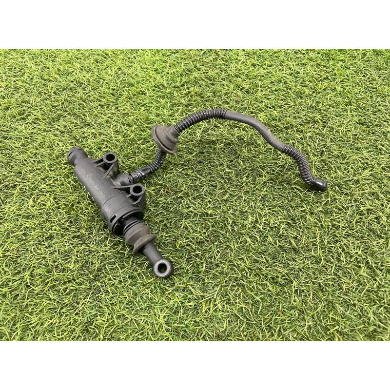 Главный цилиндр сцепления (трансмиссия) Mercedes-Benz C-class W203 1.8 M111.951 A2032900212