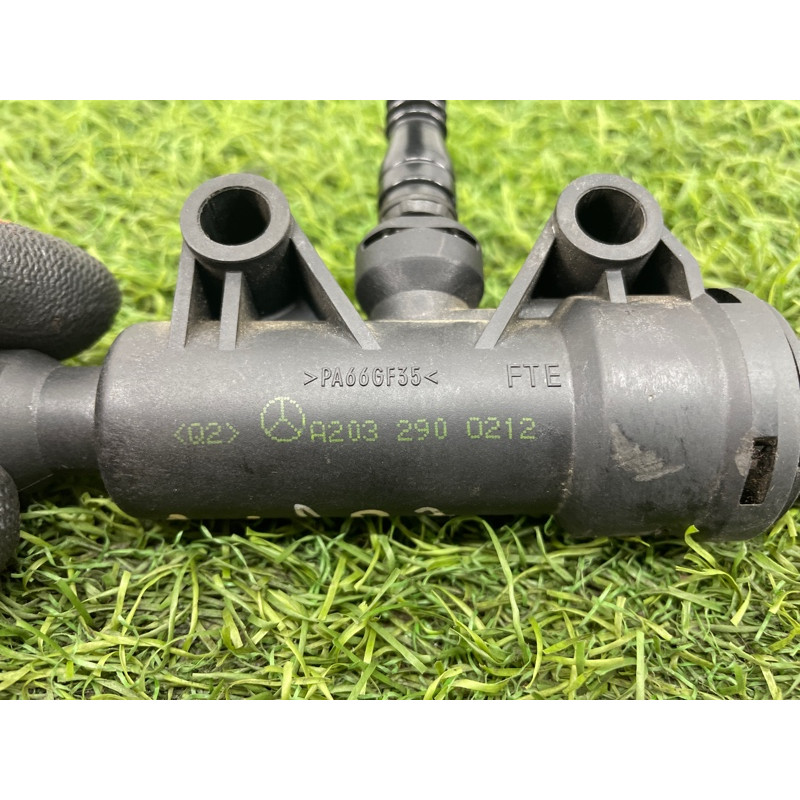 Главный цилиндр сцепления (трансмиссия) Mercedes-Benz C-class W203 1.8 M111.951 A2032900212