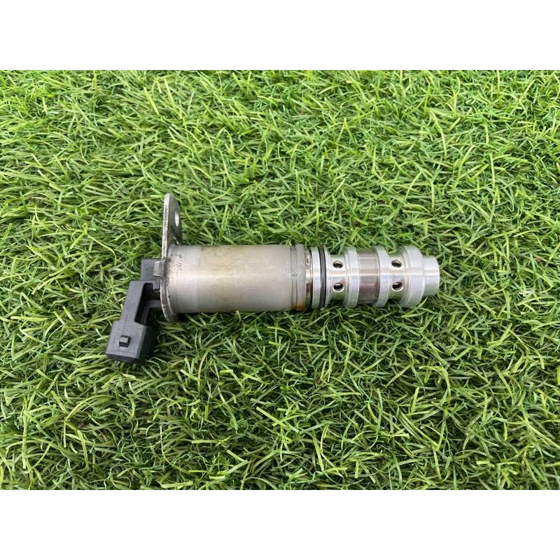 Клапан фазорегулятора (электрика двигателя) BMW 5-series F10 2013 N63B44 11368605123