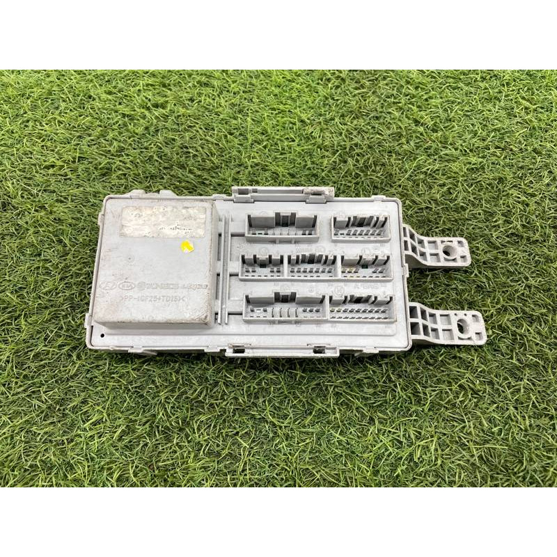 Блок предохранителей (электрика) Hyundai Santa Fe CM 2009 2.2 CRDI 919502B400