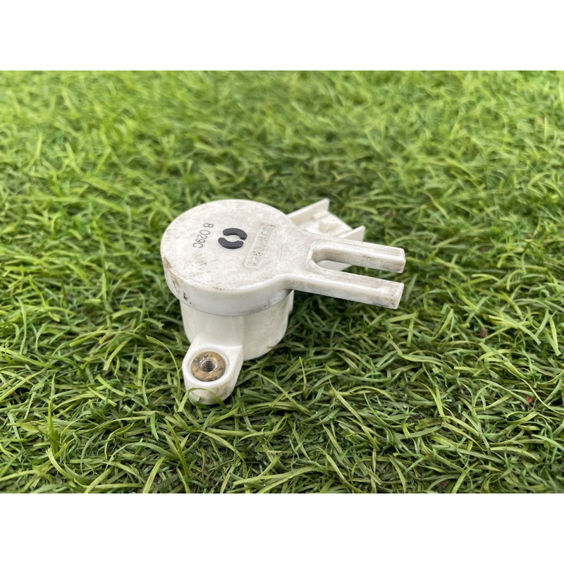 Датчик положения педали сцепления (электрика / датчики) Opel Insignia A 2012 2.0 DTH 13597416