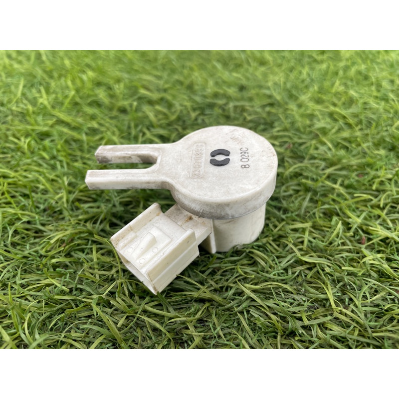 Датчик положения педали сцепления (электрика / датчики) Opel Insignia A 2012 2.0 DTH 13597416