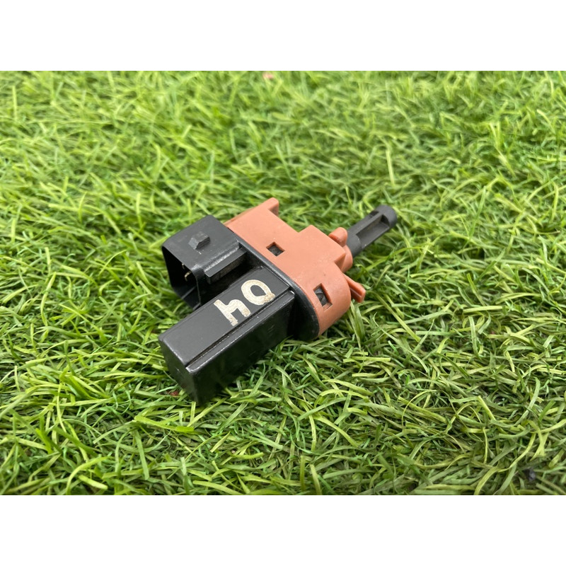 Концевик педали сцепления (электрика / датчики) Mazda 6 GG 2002 2.0 RF5 GJ6A6649Y