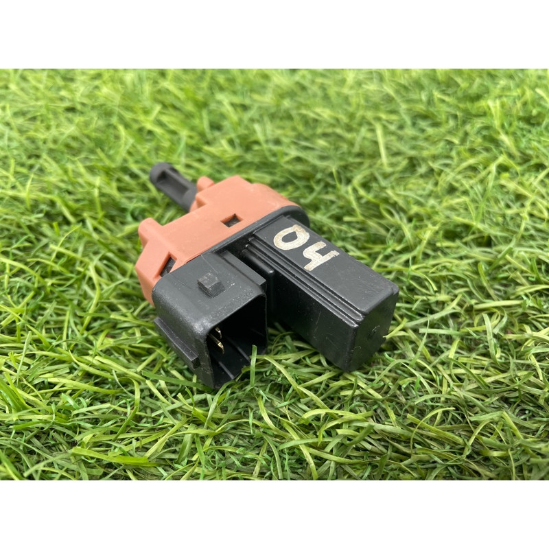 Концевик педали сцепления (электрика / датчики) Mazda 6 GG 2002 2.0 RF5 GJ6A6649Y