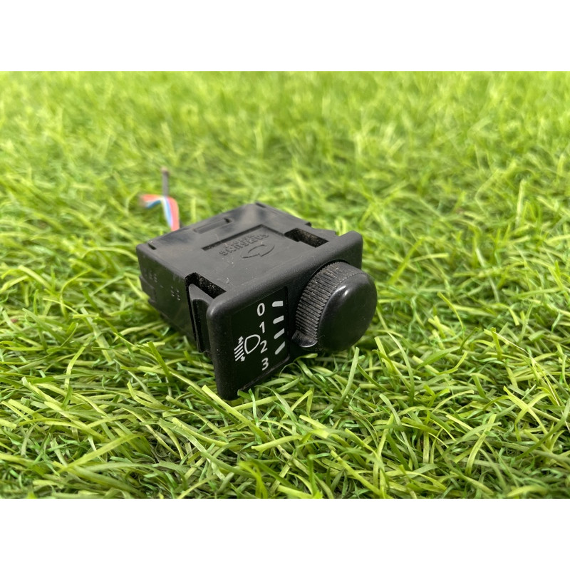 Кнопка корректора фар (электрика / кнопки) Nissan Almera B10 2008 1,6 QG16 2519095F0A