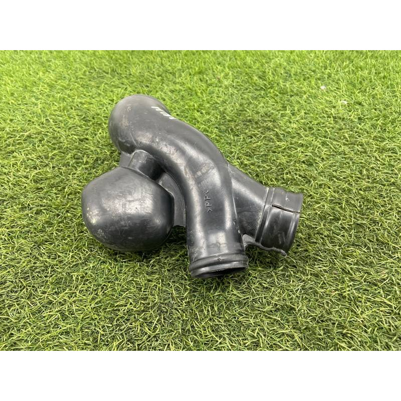 Патрубок воздушного фильтра (впускная система) Nissan Almera B10 2008 1,6 QG16 1657395F0A