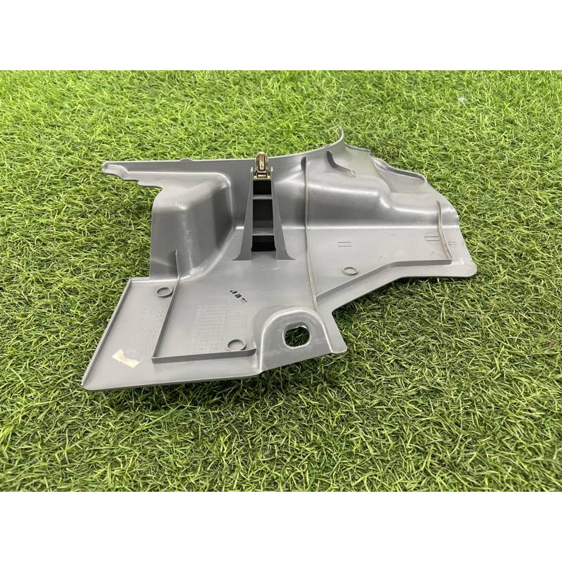 Обшивка стойки нижняя (салон) Nissan Almera B10 2008 1,6 QG16 6690195F0E