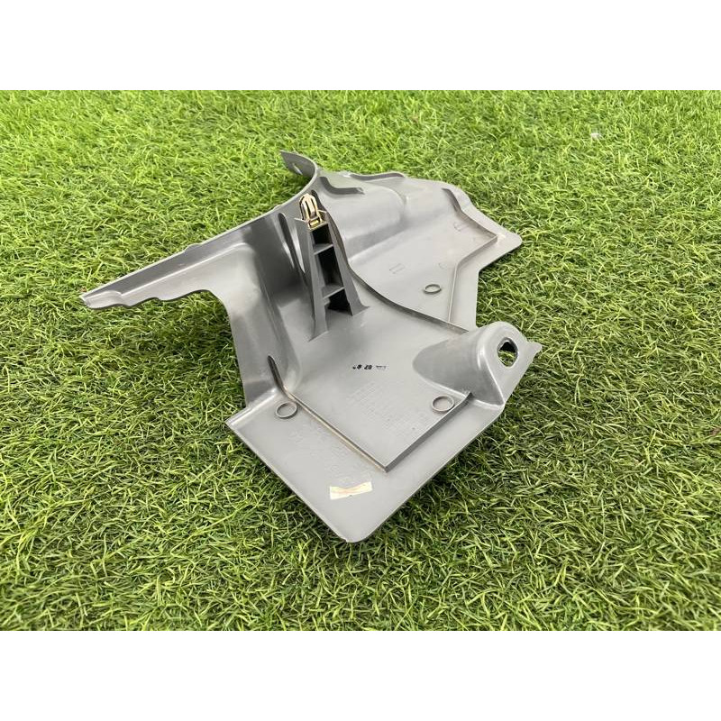 Обшивка стойки нижняя (салон) Nissan Almera B10 2008 1,6 QG16 6690195F0E