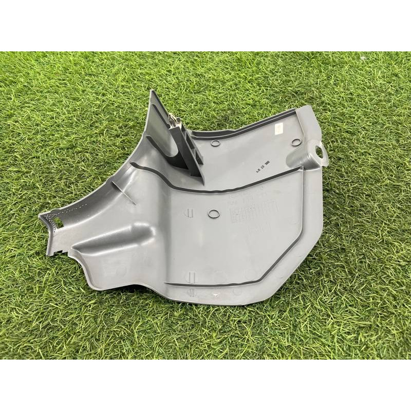 Обшивка стойки нижняя (салон) Nissan Almera B10 2008 1,6 QG16 6690095F0C