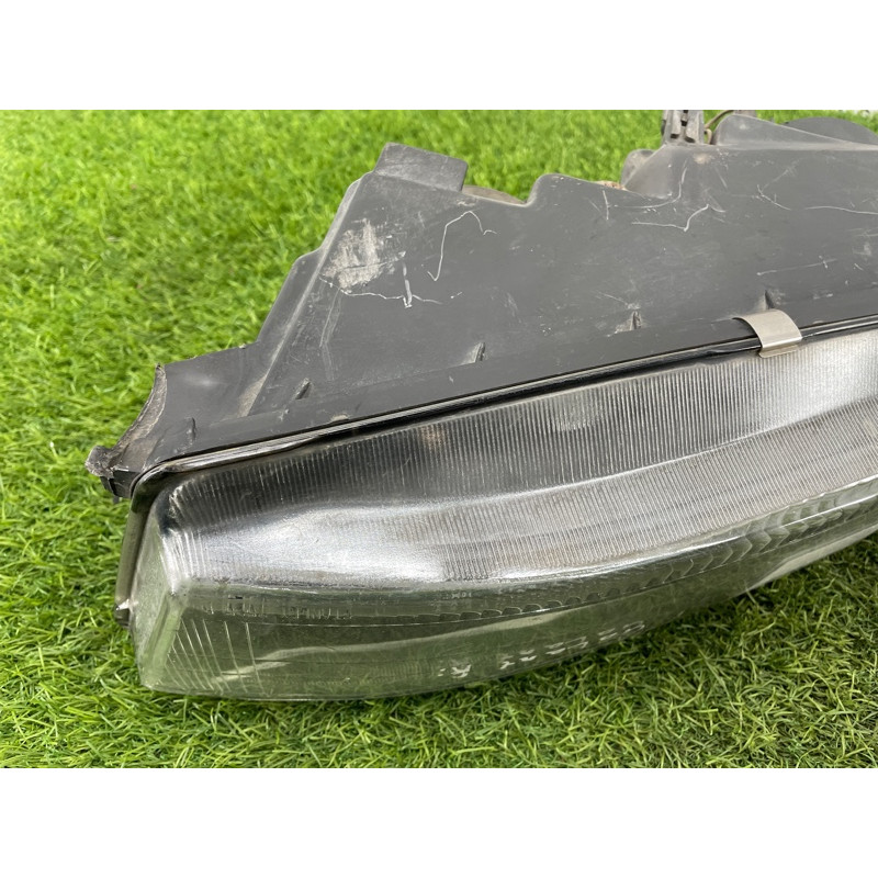 Фара (оптика) Mitsubishi Galant 8 2.4GDI MR339378