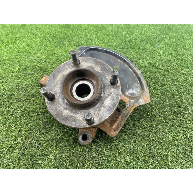 Цапфа подвески (подвеска) Nissan Almera B10 2008 1,6 QG16 4001595F0A