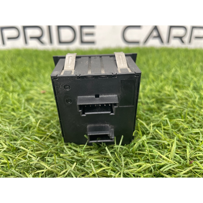 Кнопки прочие (электрика / кнопки) BMW 3-series E90 2006 N46B20 61319196713