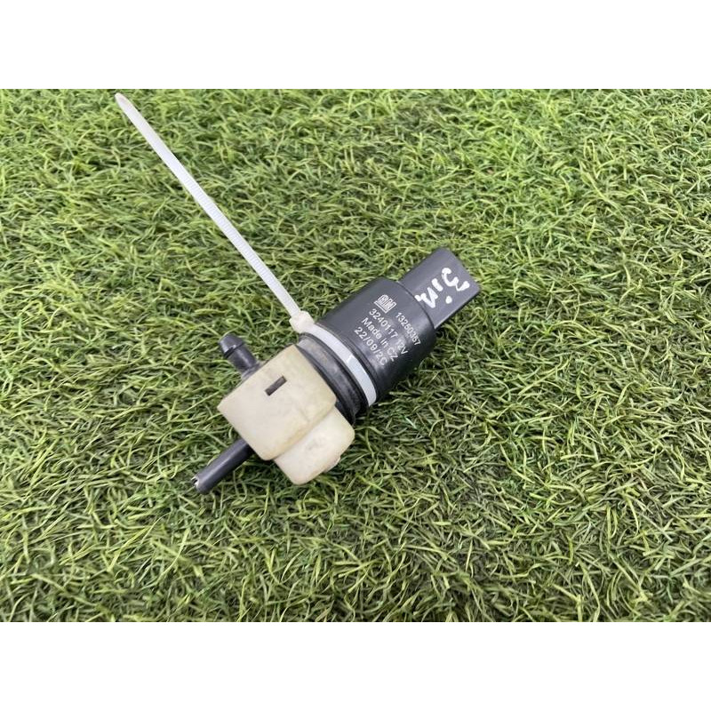 Мотор омывателя (электрика) Opel Insignia A 2009 2.0 DTH 13250357