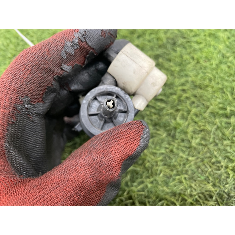 Мотор омывателя (электрика) Opel Insignia A 2009 2.0 DTH 13250357