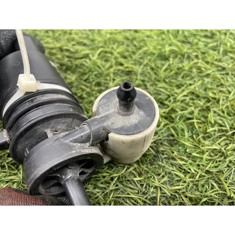 Мотор омывателя (электрика) Opel Insignia A 2009 2.0 DTH 13250357