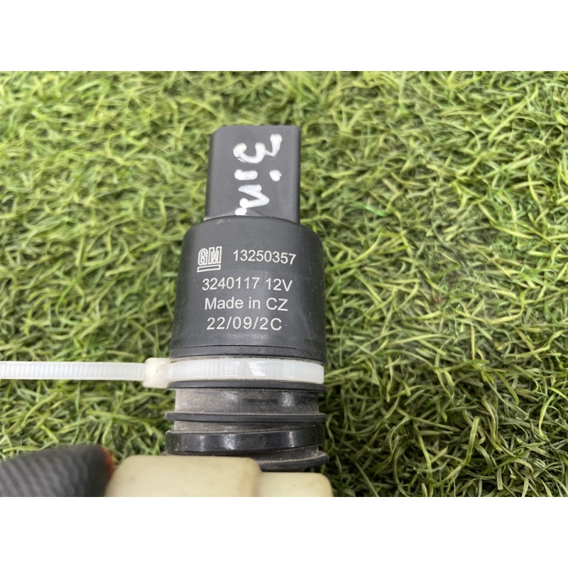 Мотор омывателя (электрика) Opel Insignia A 2009 2.0 DTH 13250357