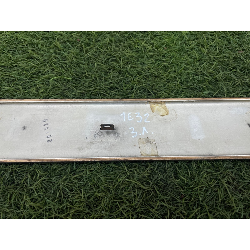 Декоративная накладка карты двери (салон) BMW 7-series E32 1990 M70b50 51421908893